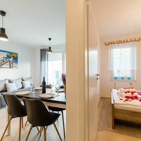 Apartment Feniks *