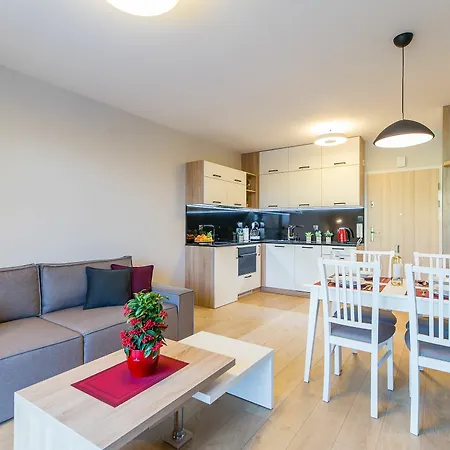 Feniks Apartment
